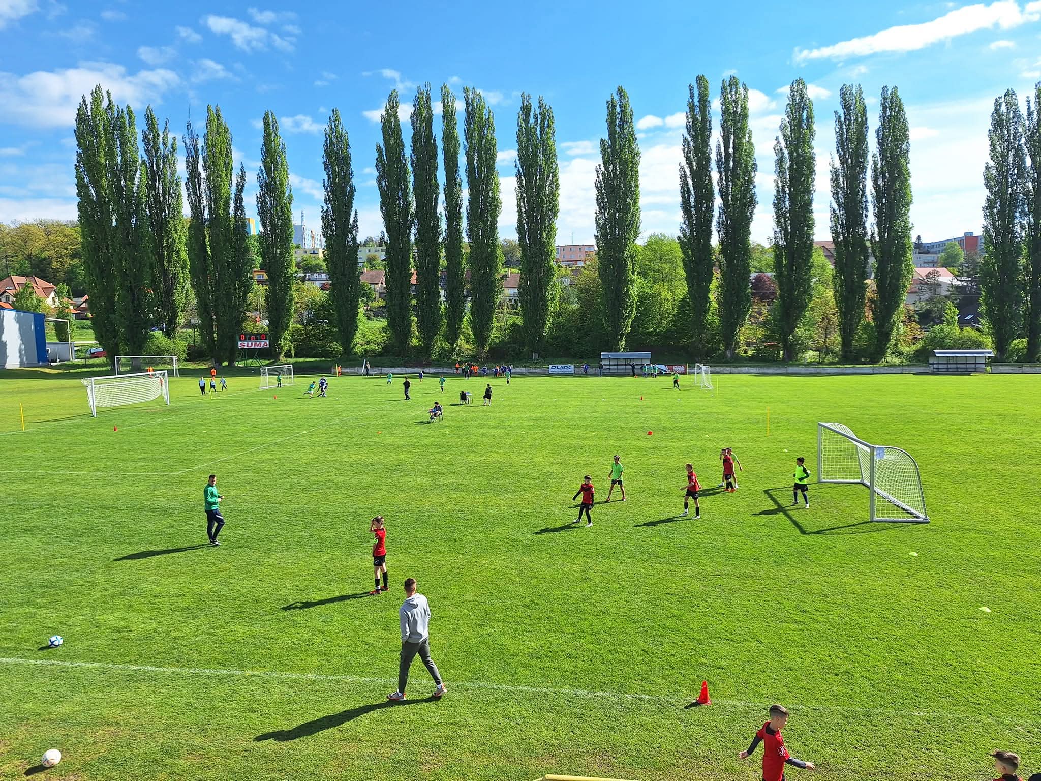 FUTBALOVÝ ŠTADIÓN